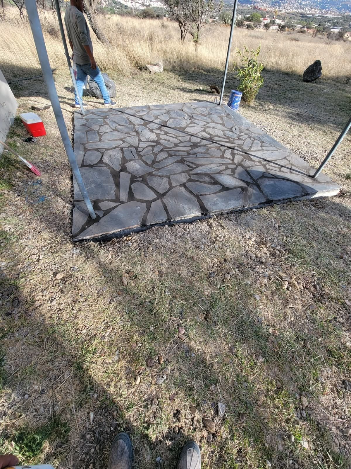 Trabajo de albañilería y acabados en proceso, San Miguel de Allende